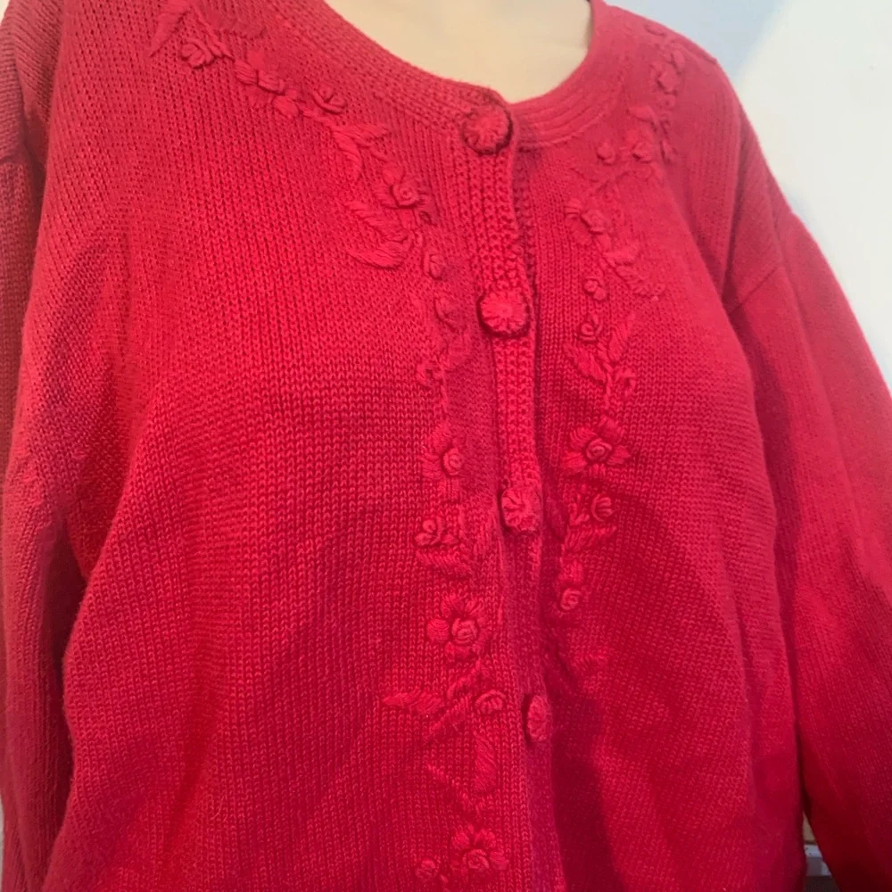 LG. Croft n Barrow Cardigan Sweater-Embroidered,Covered Buttons,Warm,Hi-Quality - Picture 3 of 7